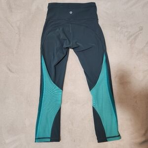 Lululemon mix and mesh leggings